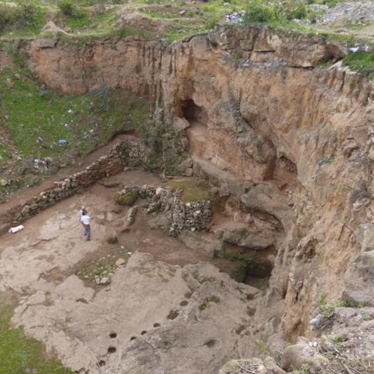grotte_des_rhinoce_ros_-_copie_2.jpg